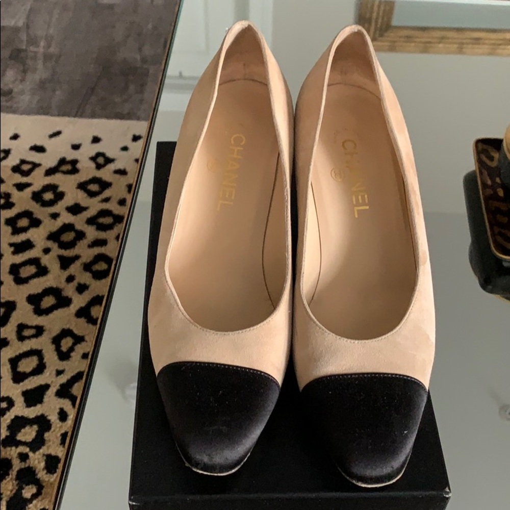 Chanel satin cap toe suede stack heel pumps